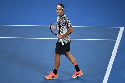 フェデラーが圧勝で全豪4回戦へ、錦織戦は「厳しいものになる」