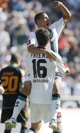 メンヘングラッドバッハ ブレーメンを破りシーズン初勝利