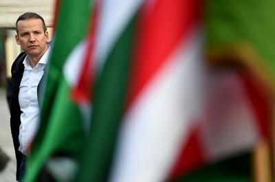 ハンガリー極右がデモ集会、ロマ人への暴力再燃に懸念