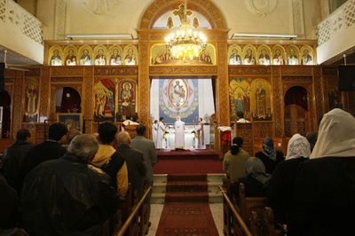 教会で警備員を切り付けたイスラム教徒の男を逮捕、エジプト