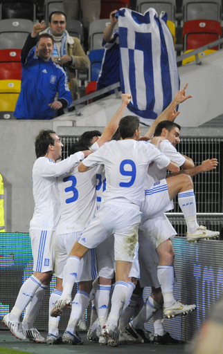 ギリシャ 親善試合でポルトガルに勝利