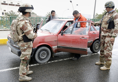 バグダッドに外出禁止令、金曜礼拝で警戒 - イラク