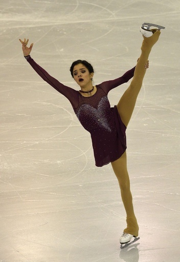 浅田は3位発進、ロシア勢がSPワンツー GPファイナル