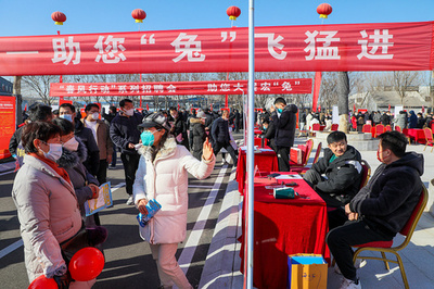 春節明けの労働力市場は大にぎわい 中国