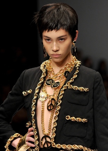 ＜14/15年秋冬ミラノコレクション＞モスキーノ