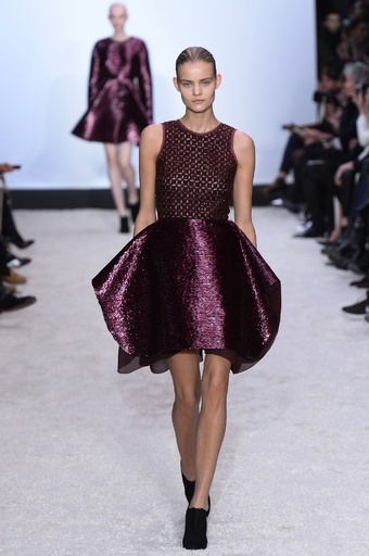 ＜14/15年秋冬パリコレクション＞ジャンバティスタ・ヴァリ