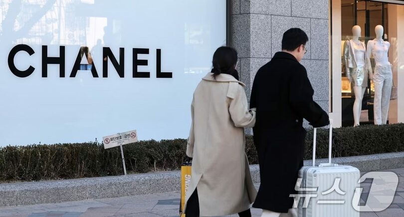 2025年1月10日、ソウル市内の百貨店にあるシャネルの売り場の様子＝写真は記事内容と直接関係ありません(c)news1