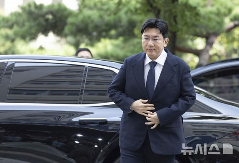 パン・シヒョク議長(c)NEWSIS