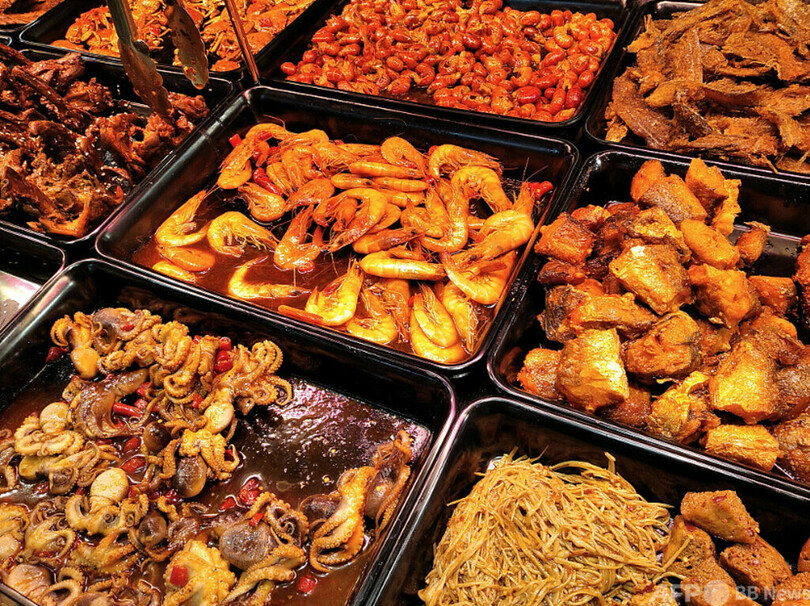 出前と夜食にはまった中国男性 血中脂質が基準値を41倍上回る