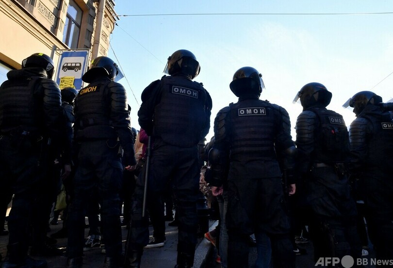 シベリアの徴兵事務所で男が発砲、1人重体 ロシア