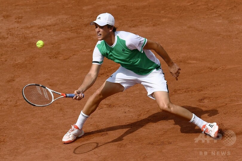 優勝候補ティエムがトミックに完勝、別格の強さで全仏2回戦へ