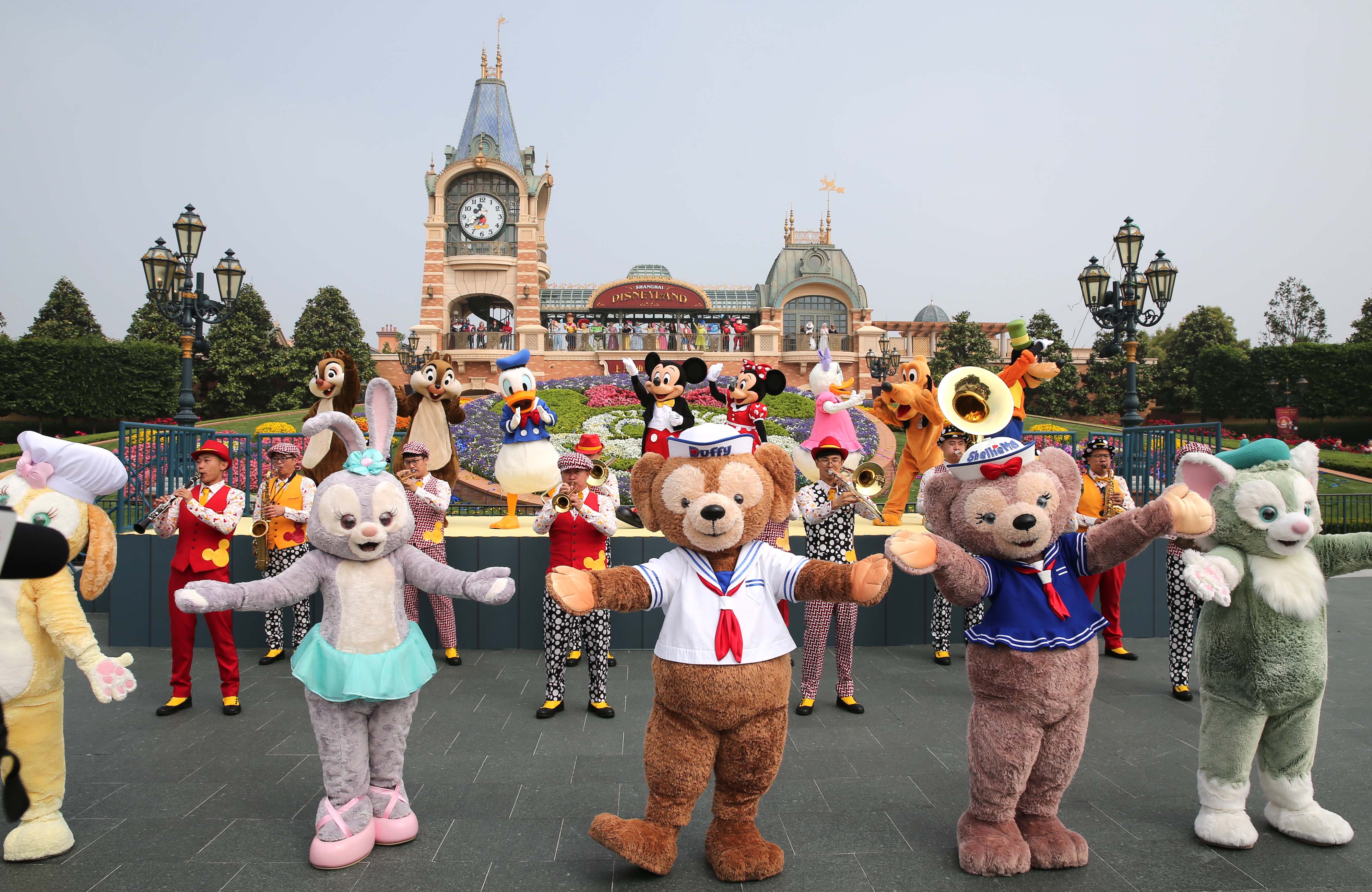 上海ディズニー ドールと協力協定に調印 写真1枚 国際ニュース Afpbb News