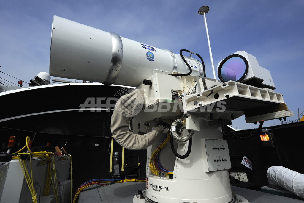 米陸軍、車載式レーザー兵器「HEL MD」の試験に成功 米陸軍、車載式レーザー兵器「HEL MD」の試験に成功