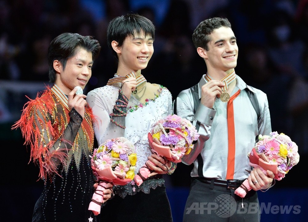 羽生が史上2人目のシーズン三冠、世界フィギュア 写真5枚 国際ニュース