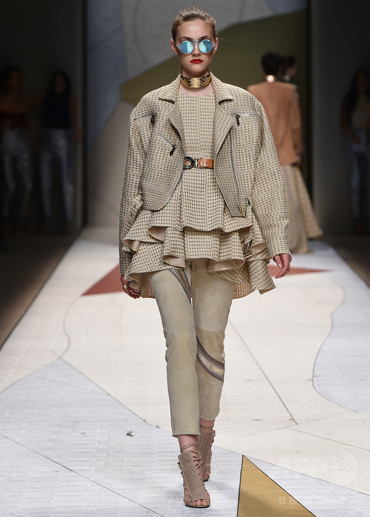 「トラサルディ」17年春夏