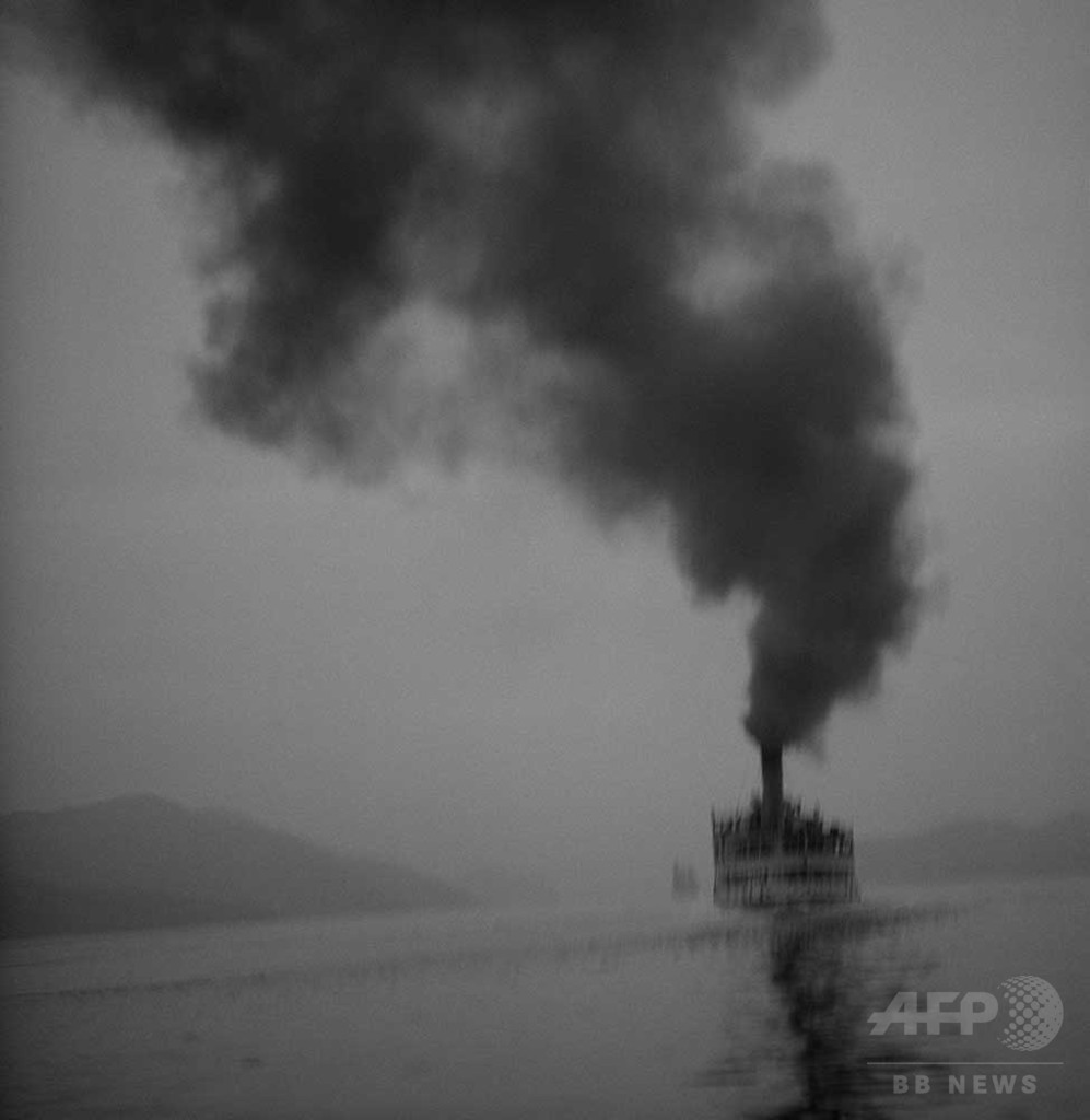 「資生堂」初代社長・福原信三と弟・路草の作品展開催