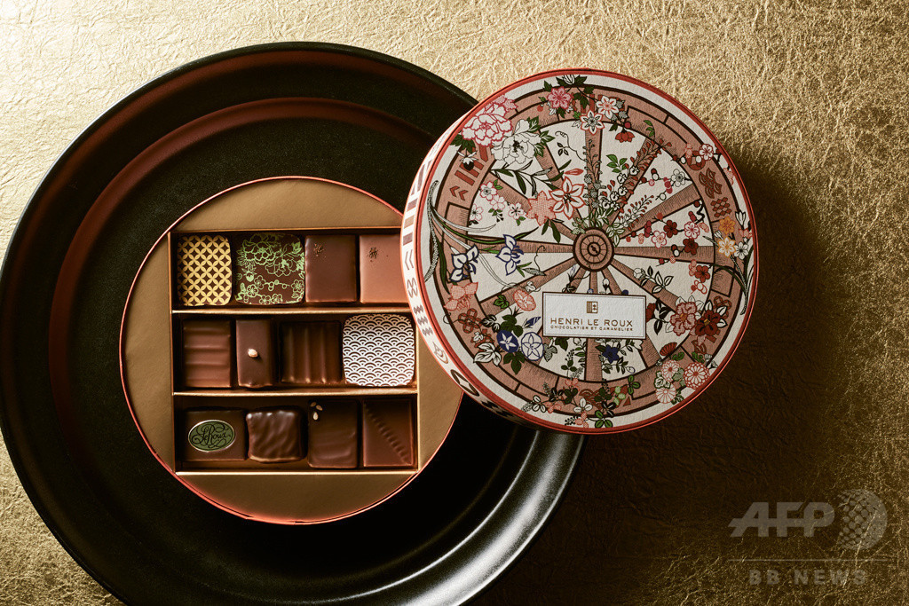 ショコラティエ・エ・キャラメリエ「アンリ・ルルー」、京友禅の老舗「千總」と雅なコラボ