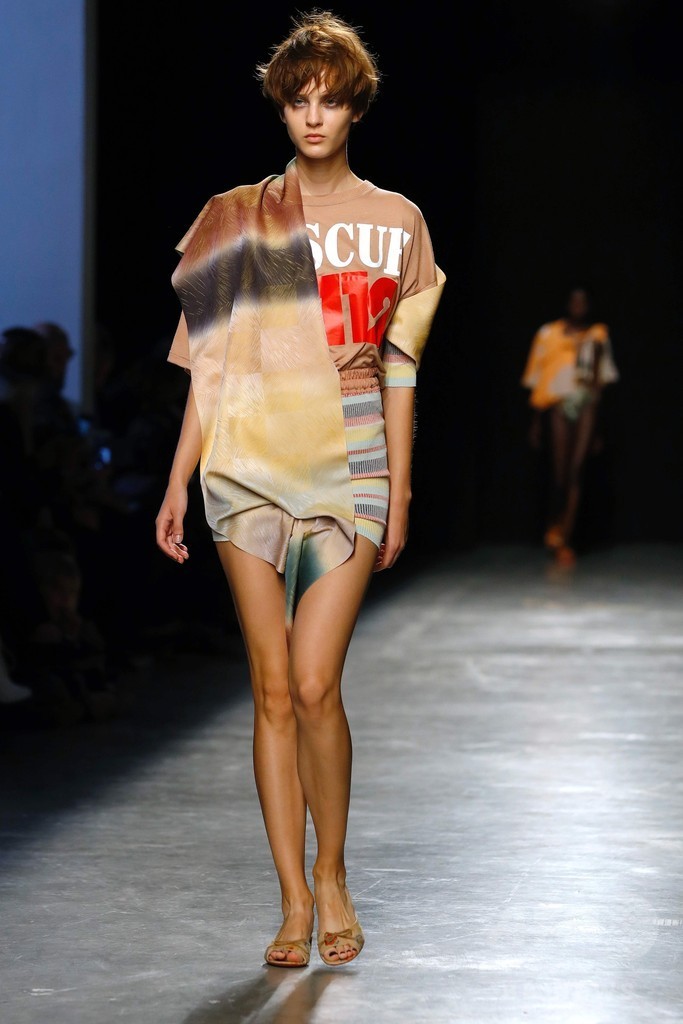 「アンドレアス・クロンターラー フォー ヴィヴィアン・ウエストウッド」17年春夏