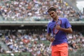 全仏オープンテニス、男子シングルス1回戦。試合に臨むロジャー・フェデラー（2015年5月24日撮影）。(c)AFP/MIGUEL MEDINA