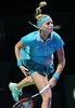 女子テニス、WTAツアー選手権（BNP Paribas WTA Championships - Singapore 2014）4日目。リターンを狙うペトラ・クビトバ（Petra Kvitova、2014年10月23日撮影）。(c)AFP/ROSLAN RAHMAN