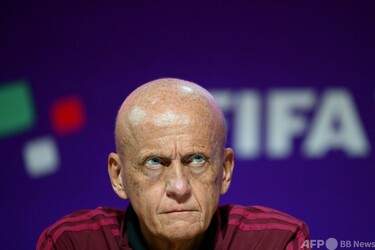 より透明性を」 サッカー女子W杯で審判がVAR判定を説明 写真1枚 国際