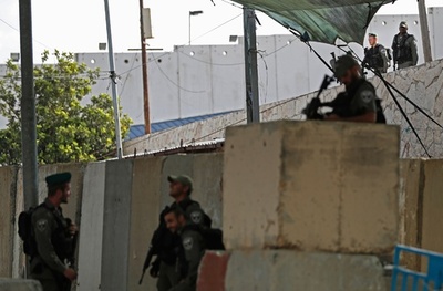 イスラエル、パレスチナ人の入国禁止 テルアビブ乱射受け