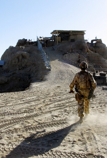 アフガニスタン軍とISAF、タリバンからの南部ムサカラ奪回作戦を展開