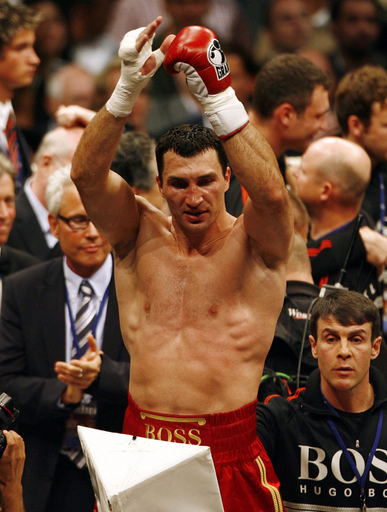 ウラディミール・クリチコ 3度目の防衛に成功