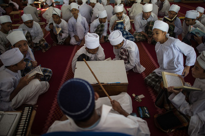 イスラム学校生徒が両脚切断で死亡、副校長から暴行か マレーシア