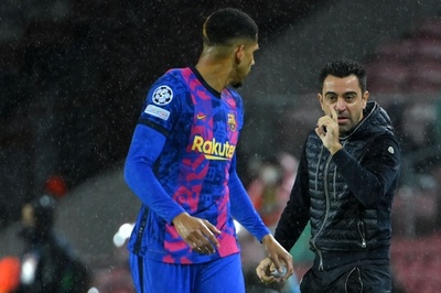 バルサ無得点ドロー、16強入りは最終戦に持ち越し 欧州CL