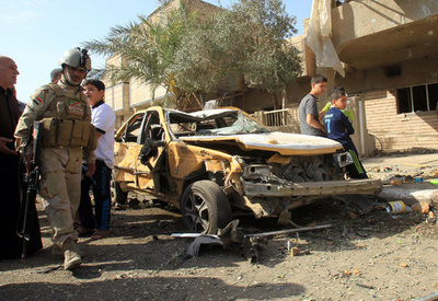 イラクでシーア派モスク狙った連続爆弾攻撃、18人死亡