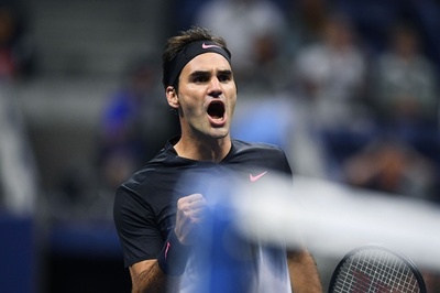 フェデラー初戦辛勝、5セットの試練克服は「大きな自信になる」