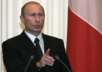 仏露首脳会談、イラン核問題をめぐる立場の違い浮き彫りに