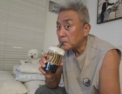 韓国スターバックス「タンクデー」問題、韓流俳優の投稿に批判…「滅共コーヒー」