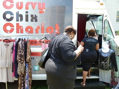 米国に次々と出現、ファッション屋台が大人気