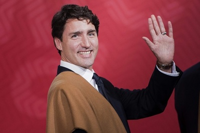 カナダ首相「難民を歓迎」とツイート、米大統領とは対照的