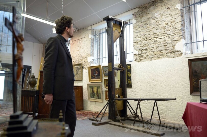 「今でも斬れる」19世紀のギロチン、競売へ フランス