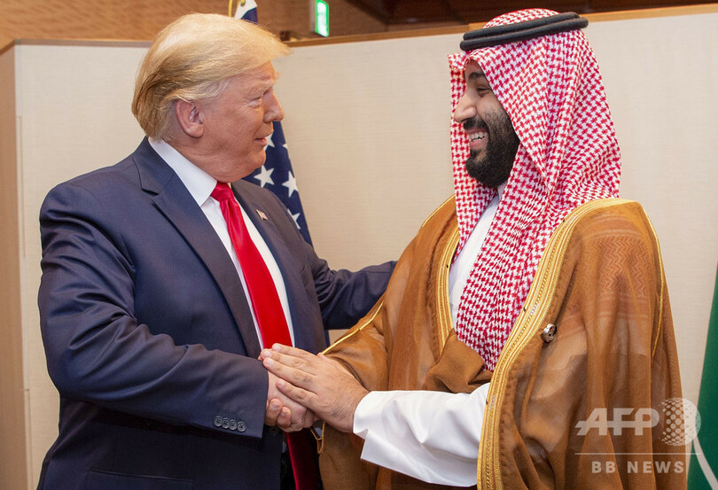 トランプ氏とサウジの「親密な関係」 石油施設攻撃への対応に影響も