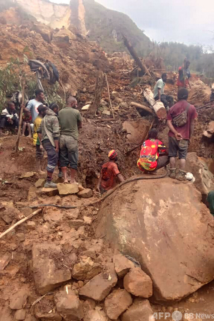 パプア地滑り、遺体捜索中止 不明者は650人か