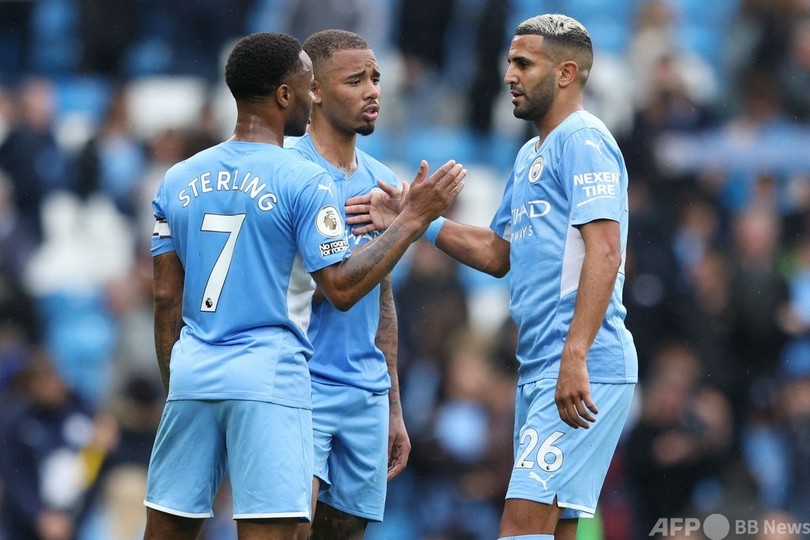 グリーリッシュ初得点のシティが5発快勝、リバプールは連勝発進