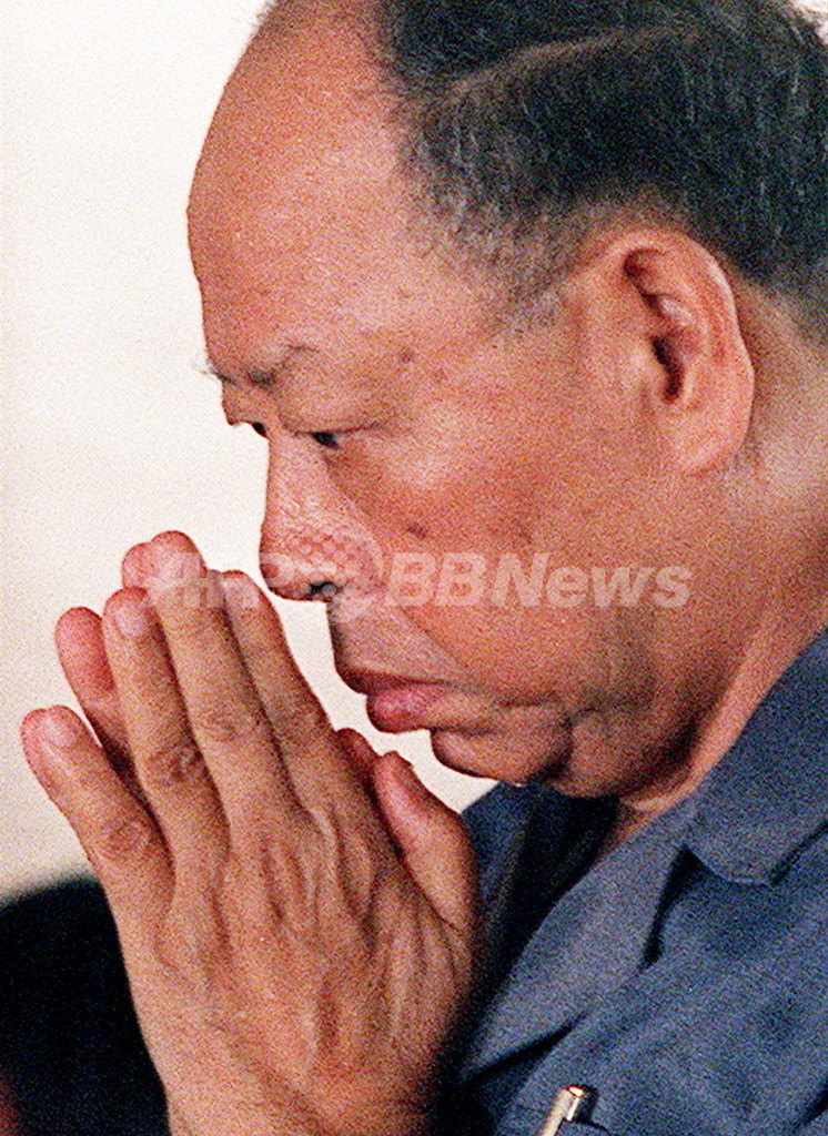 旧ポル・ポト政権副首相夫妻を「人道に対する罪」で逮捕 写真2枚 国際ニュース：AFPBB News