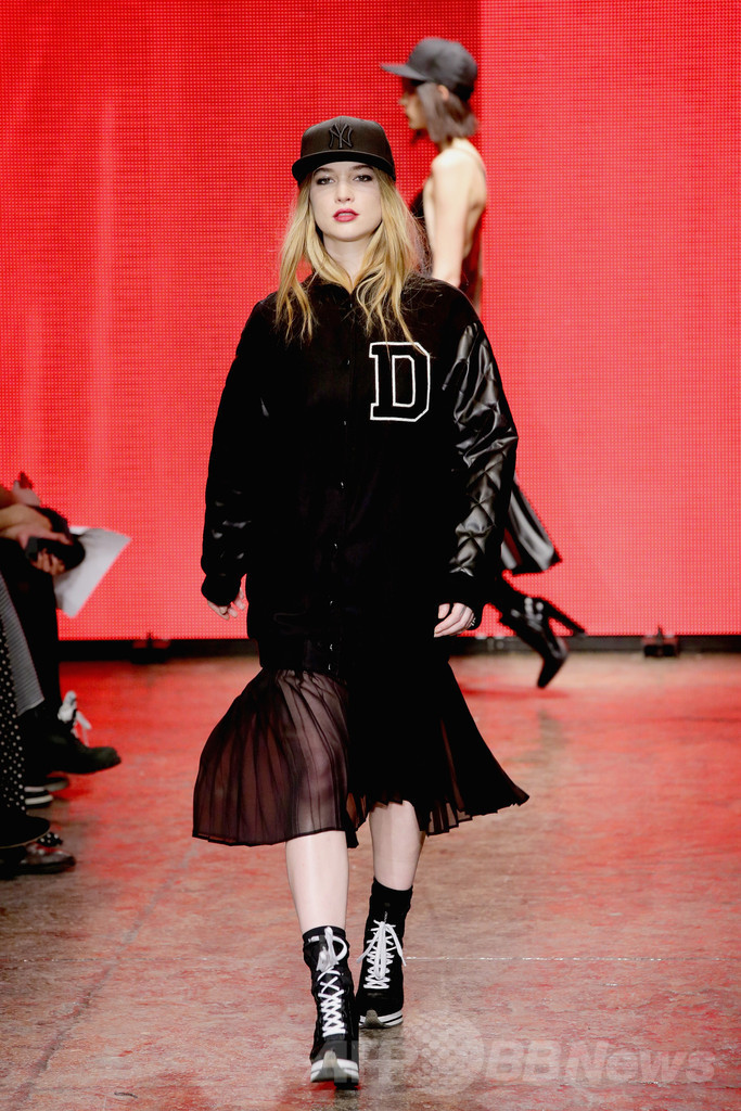 ＜14/15年秋冬NYコレクション＞DKNY