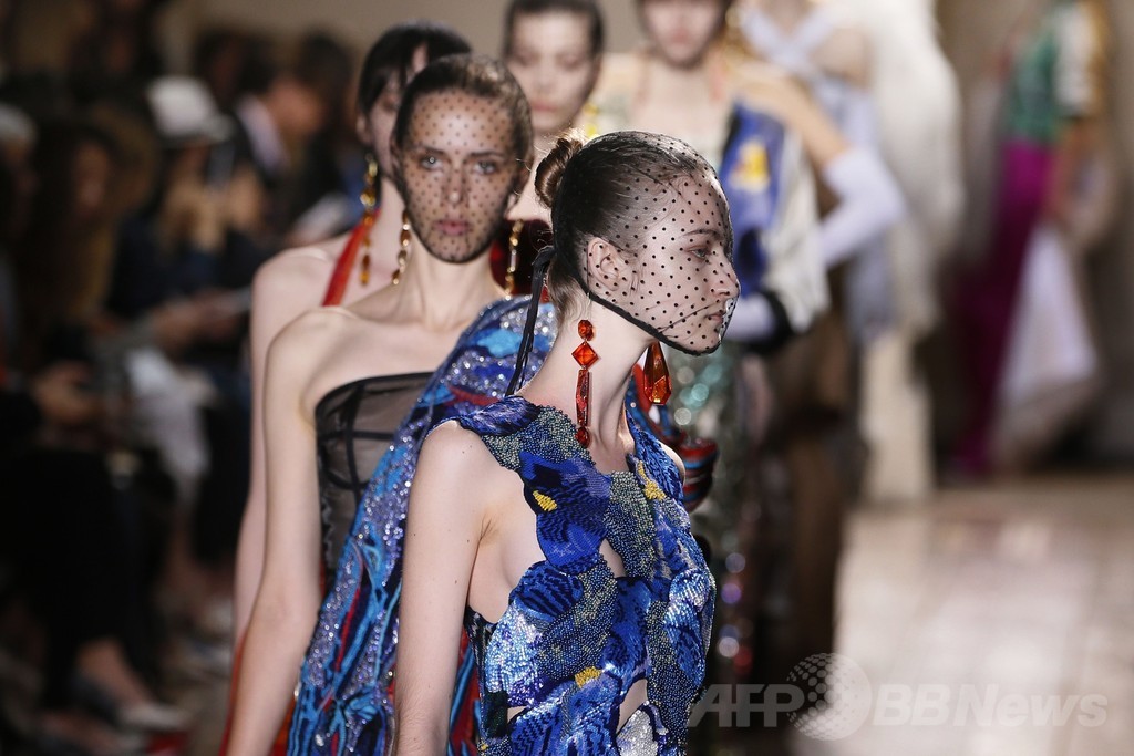 ヴィンテージファブリックで創るスタイル、「メゾン マルタン マルジェラ」14/15年秋冬オートクチュール