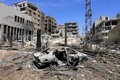 報道機関向けツアーで撮影された、シリアの首都ダマスカス郊外にあるドゥーマの様子（2018年4月16日撮影）。(c)AFP PHOTO / LOUAI BESHARA