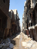 シリア首都ダマスカス（Damascus）のヤルムーク（Yarmuk）・パレスチナ人難民キャンプの破壊された街並み（2014年1月21日提供）。(c)AFP/UNRWA