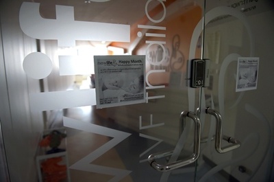 日本人男性が実父のタイ人代理出産問題、女性ら親権求め訴え