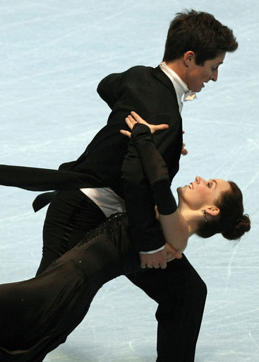 ヴァーチュー／モイア組がODを終えて総合首位に、フィギュアGP第1戦