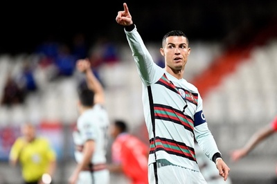 ロナウド弾でポルトガル勝利 大勝ベルギーも抗議の輪に W杯予選