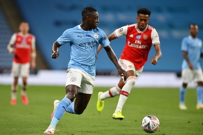 元マンCのメンディ、仏1部ロリアン加入 性的暴行裁判で無罪