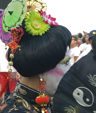 「芸者」も参加!? リオデジャネイロでゲイ・パレード